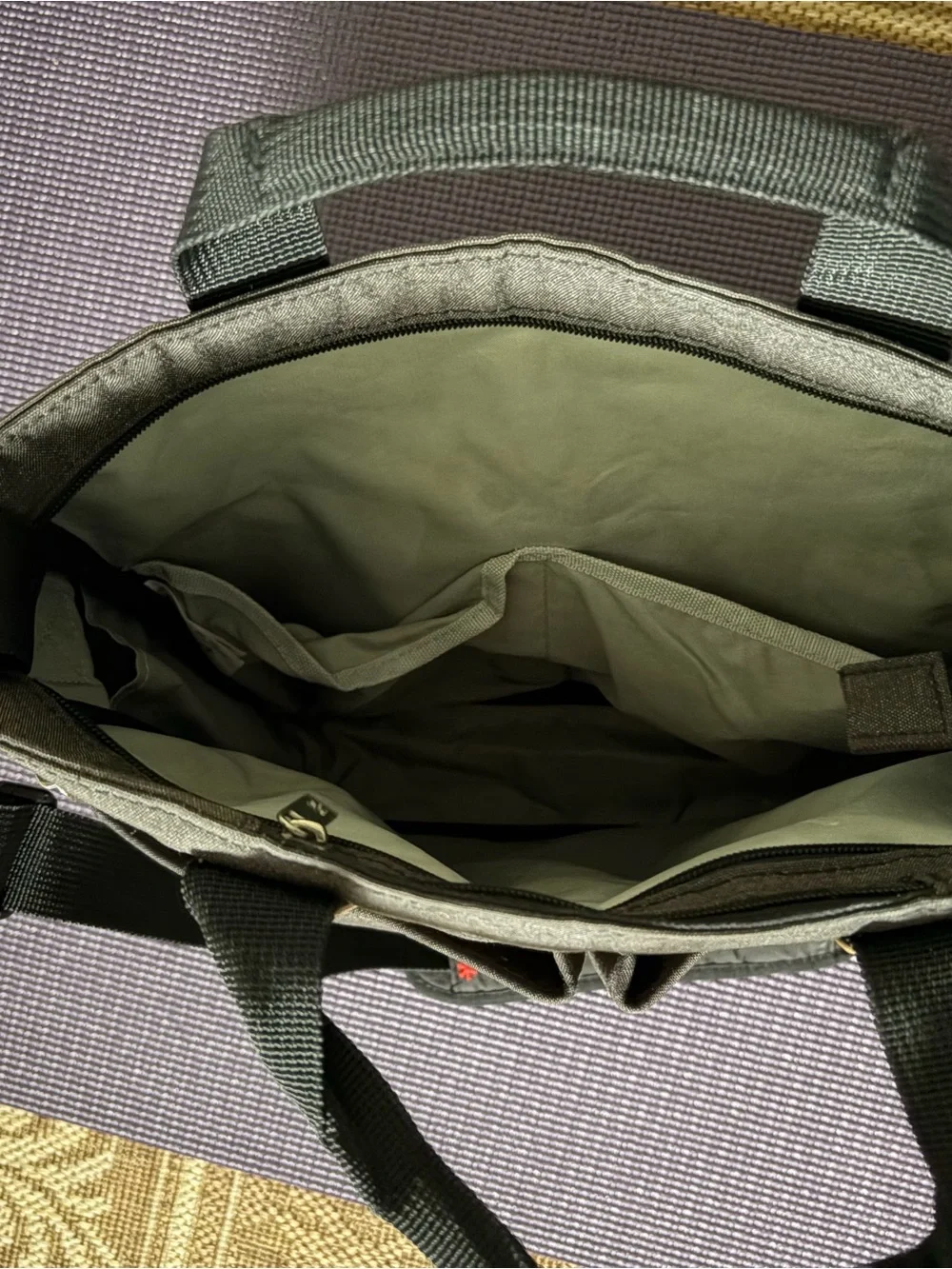 🍼Skip Hop ICONIC duo deluxe charcoal grey diaper Bag EUC w changing pad